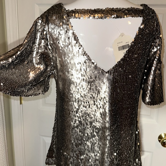 New with tags, Altar’d State gunmetal sequined blouse, medium - Picture 7 of 8